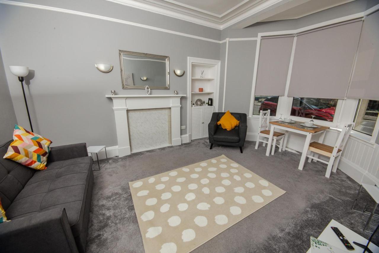 Bonhill Getaway Apartamento Dumbarton Exterior foto